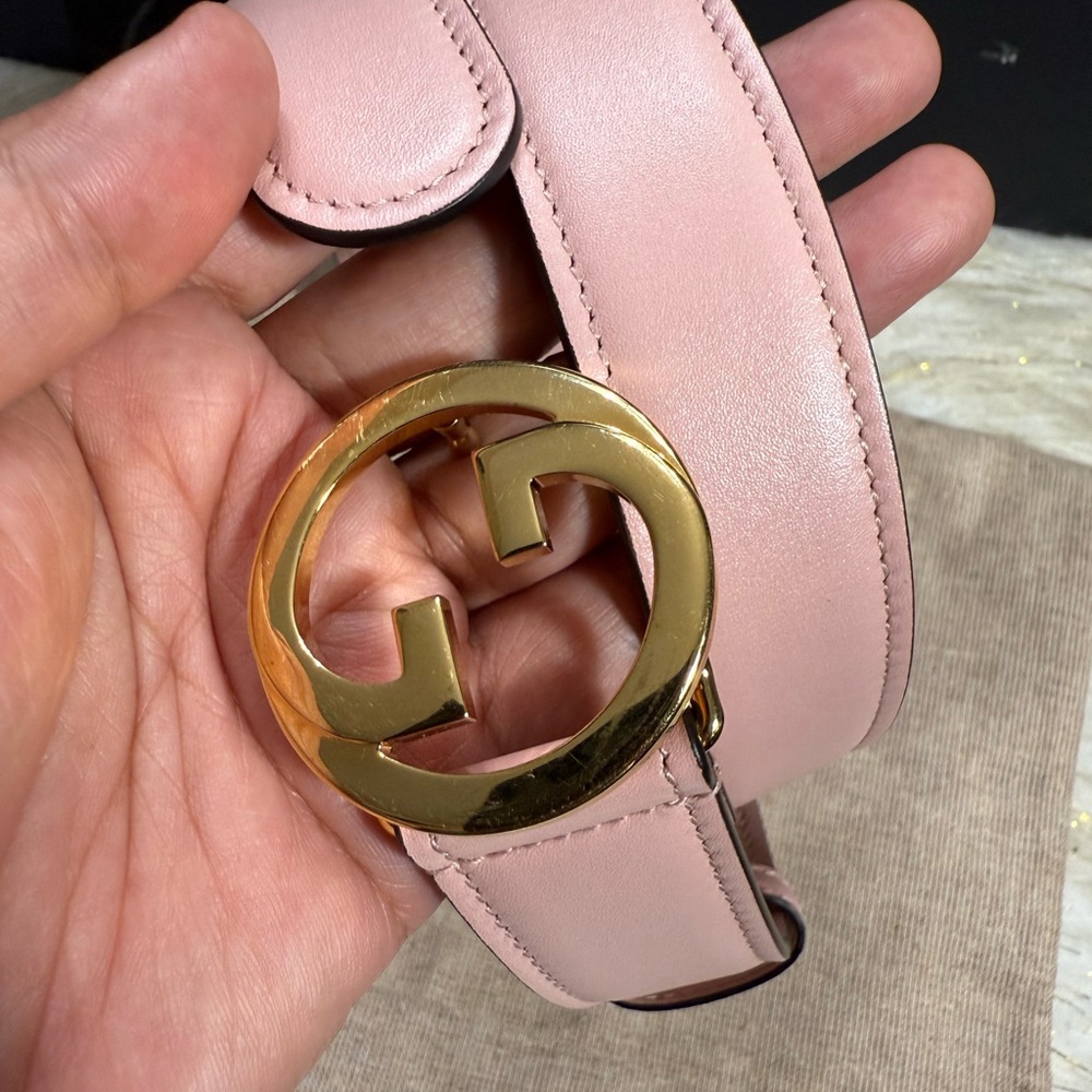 Gucci Belt Light Pink Rose ballerine with duster Size : 27-31" / 75cm